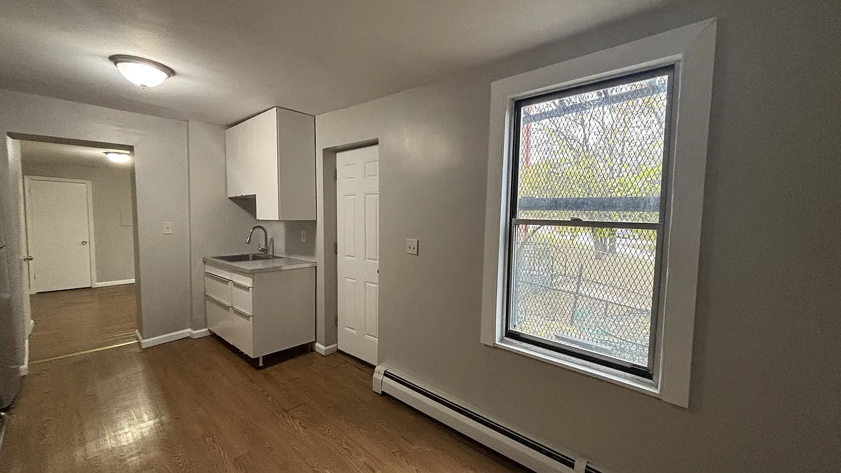 Building Photo - 215 Mulberry St #1