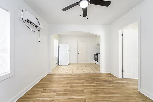 826 N Oliver St #1 Photo 1