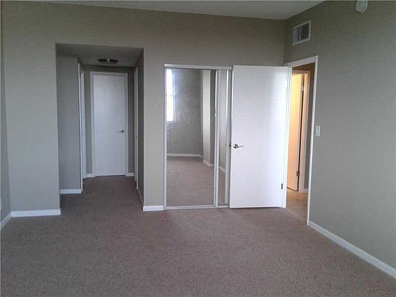 3rd image of 4330 Hillcrest Dr APT 1015