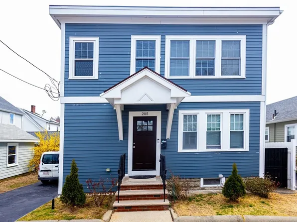 205 Columbia St, Malden, MA 02148