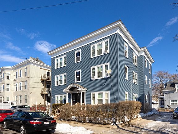 2nd image of 53 Arlington St