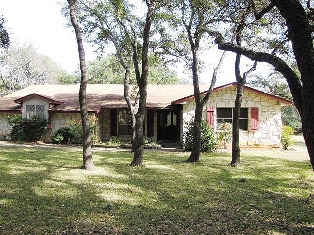 1st image of 1701 Great Oaks Dr