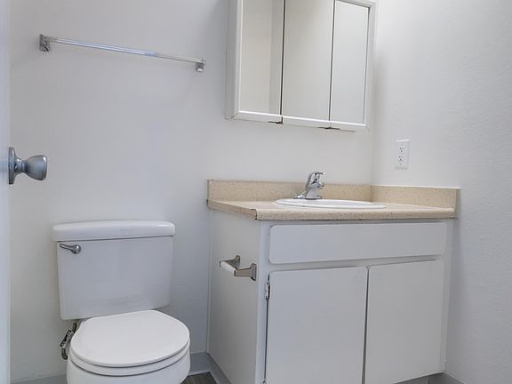 5th image of 6778 Beadnell Way #128