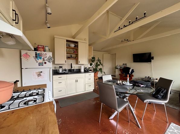 (undisclosed Address)