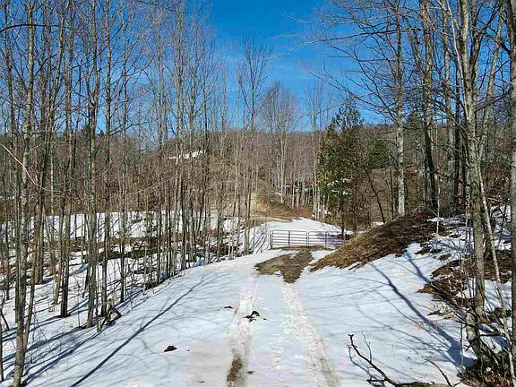 4th image of Pesek Rd