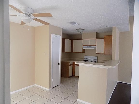 3rd image of 17655 Pattiglen Dr