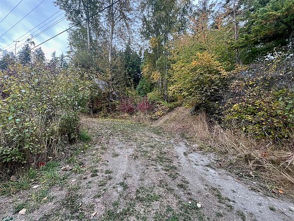 4th image of Squilax Anglemont Rd