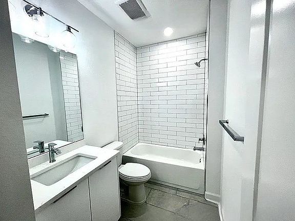 4th image of 2703 N 24th St