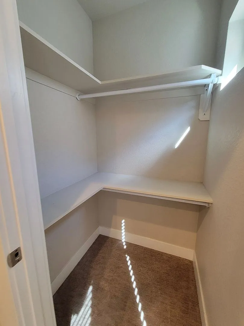 Gorgeous townhome — Photo 2