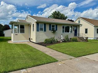 2137 Green Bay St, La Crosse, WI 54601