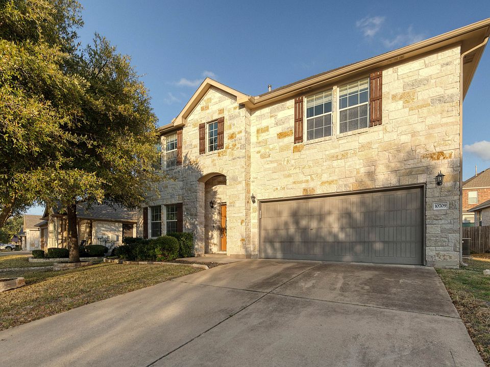 1st image of 10709 Casitas Dr
