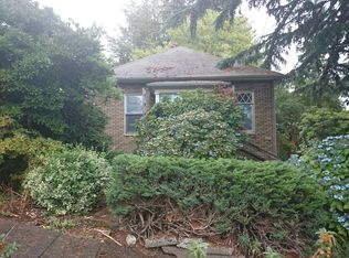 3954 Greenwood Ave N, Seattle, WA 98103