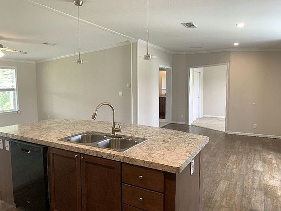 3rd image of 564 Johnathans Cay
