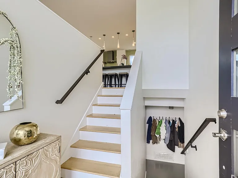 3210 Emerson Ave — Photo 12