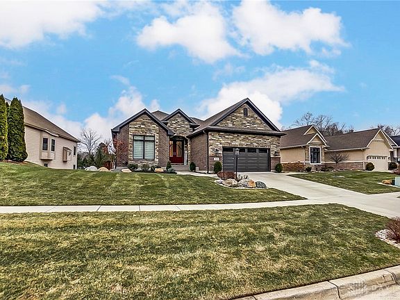 2nd image of 3631 Sunset Bluff Dr