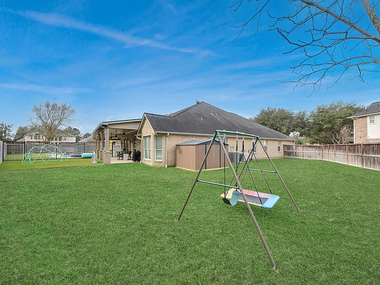 1910 Fox Path Ct — Photo 22