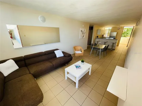 6108 Calle Torres Condominio Antonsantti, Ponce, PR