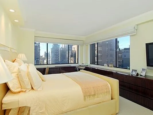 Sold by Corcoran | media 17