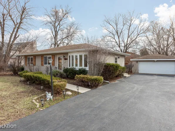 7117 Eleanor Pl, Darien, IL 60561