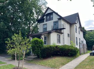 95 Kenilworth Ter, Rochester, NY 14605