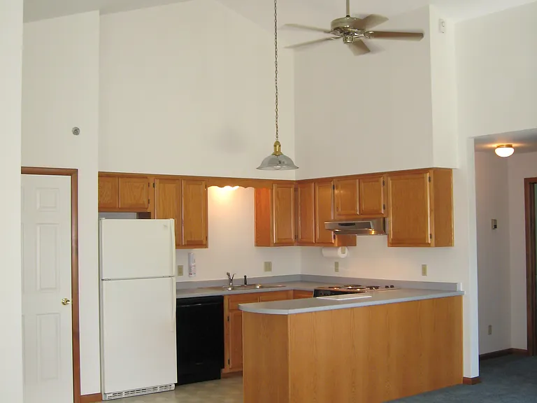 8818 Reed Hill Rd #5 — Photo 5