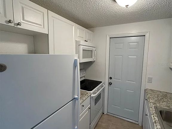4th image of 4934 Hazner St