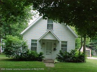 523 S Sheldon St, Charlotte, MI