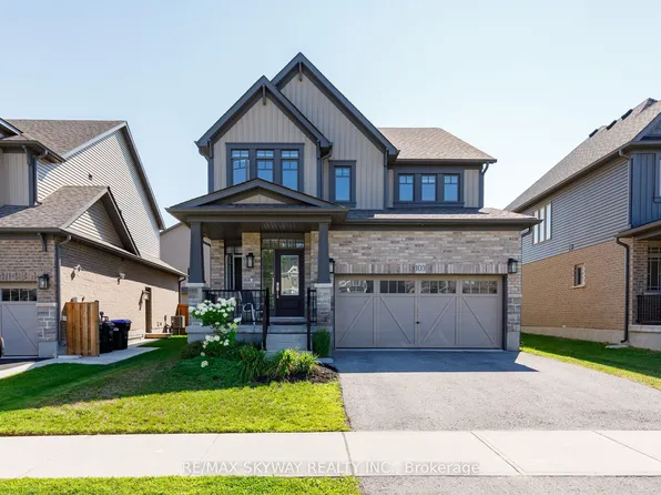 103 Plewes Dr W, Collingwood, ON L9Y 3B7