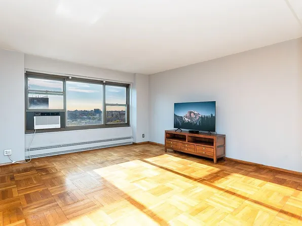 21-25 34th Ave #14C, Astoria, NY 11106