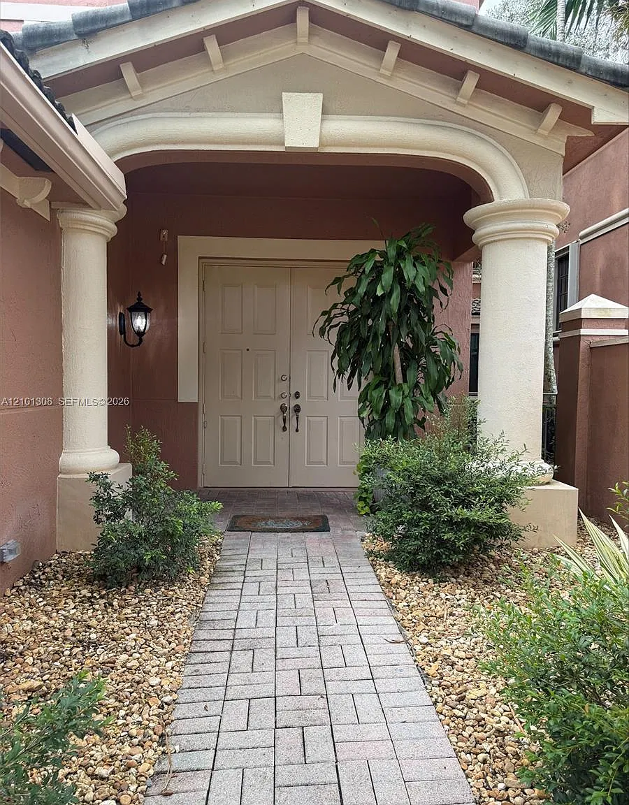 Legends At Weston Hills — Photo 3