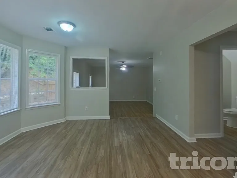432 Rolling Stream Dr — Photo 20