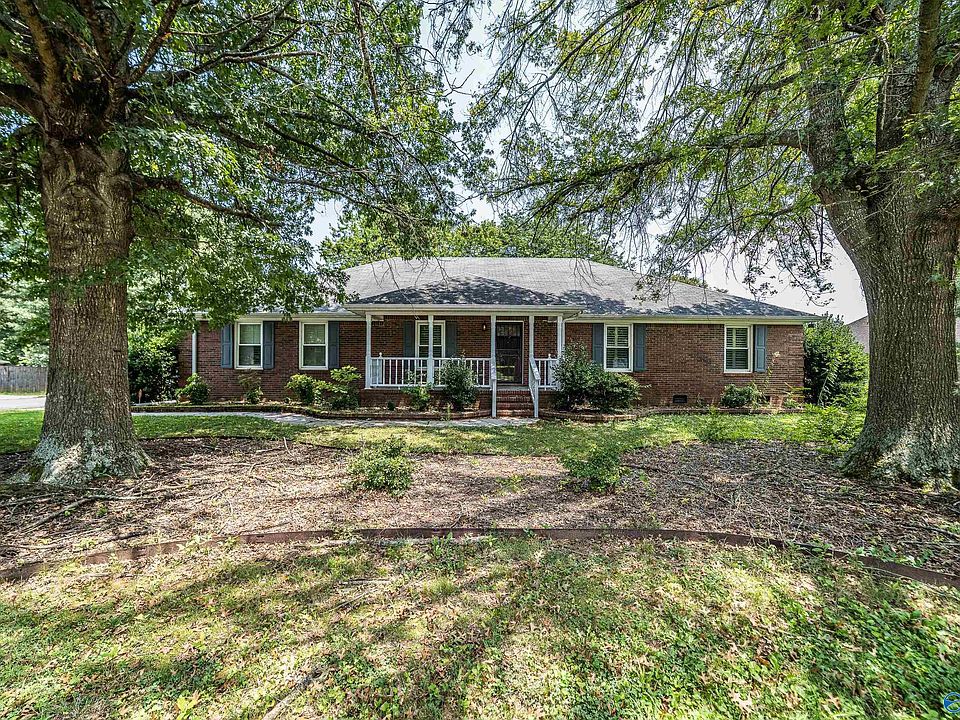 1st image of 102 Sagewood Dr
