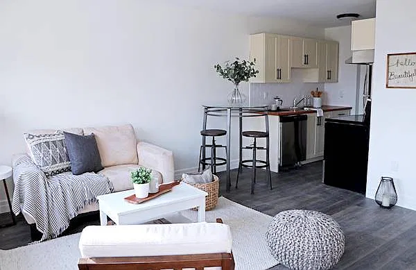 936 King Street West Kitchener — Photo 3