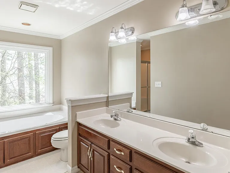 481 Brenda Dr — Photo 24