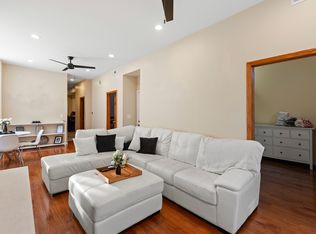 2028 N Hamlin Ave, Chicago, IL 60647