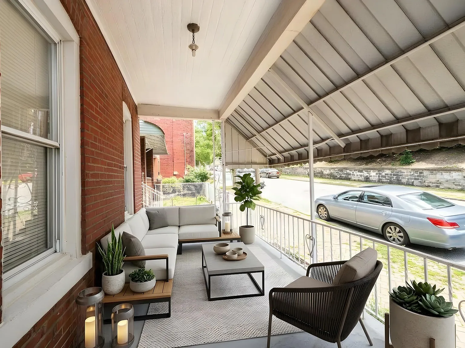 3 bed, 2.5 bath, 3825 sqft, $1,650 — Photo 2