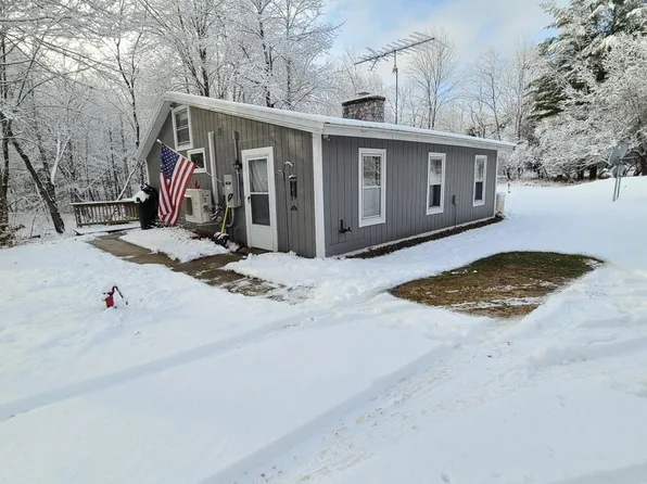 12555 205th Ave, Big Rapids, MI 49307