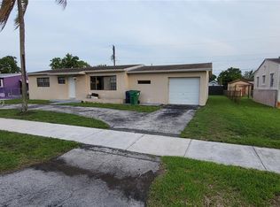 2440 NW 182nd Ter, Miami Gardens, FL 33056