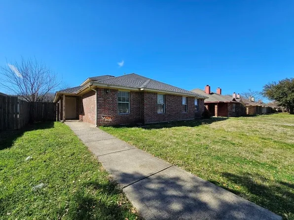 1437 N Bluegrove Rd, Lancaster, TX 75134