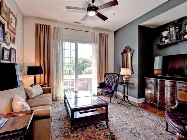 5215 Center St APT 203, Williamsburg, VA 23188