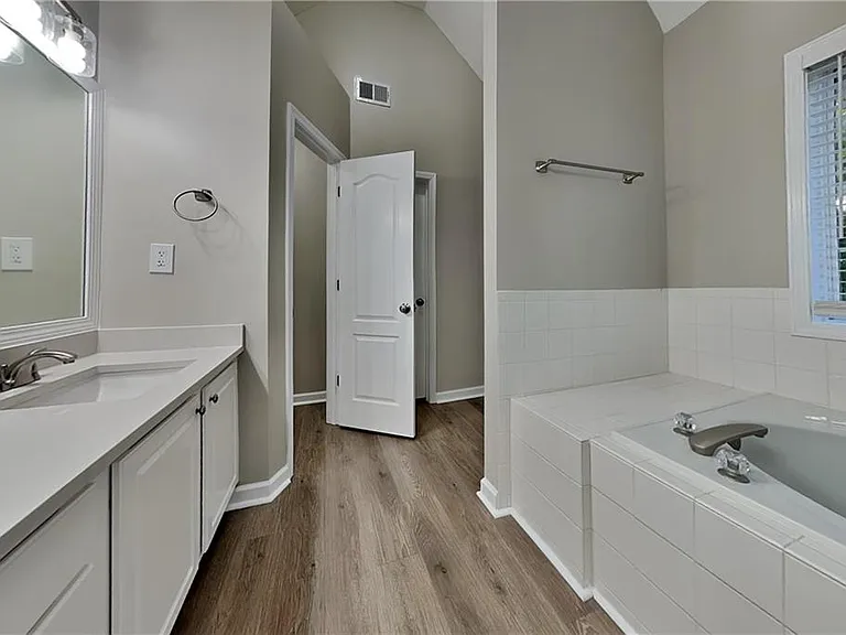 755 Willowwind Dr — Photo 15