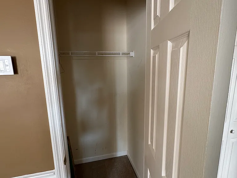 225 Spring Oak Ln — Photo 17