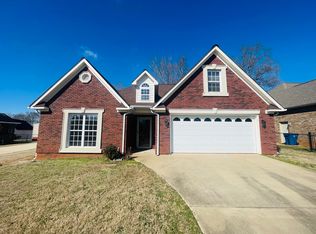 504 Ashton Pl NE, Jacksonville, AL 36265