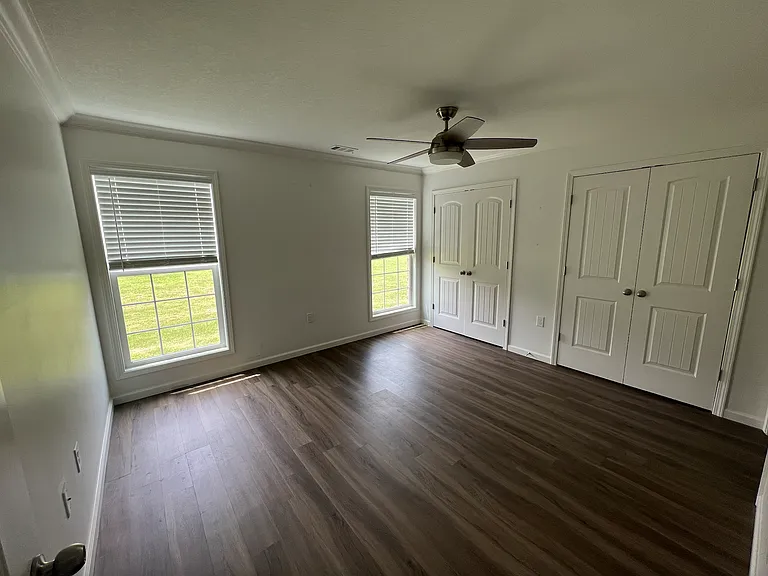 4710 Antosh Cir #4 — Photo 8