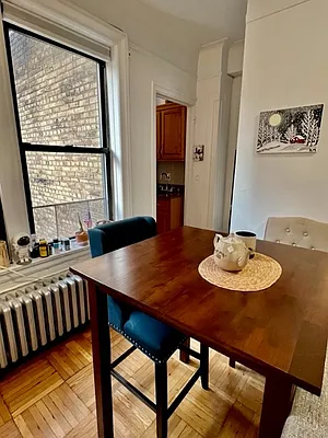 Rented by Buchbinder & Warren | media 8