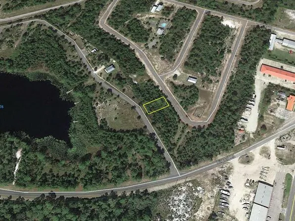 1646 Landing St, Carrabelle, FL 32322