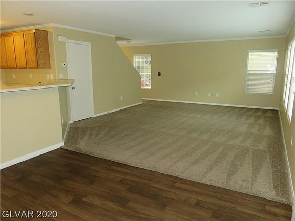 4th image of 309 Snow Dome Ave