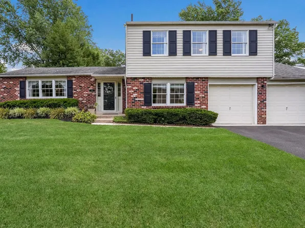 197 Colonial Dr, Langhorne, PA 19047