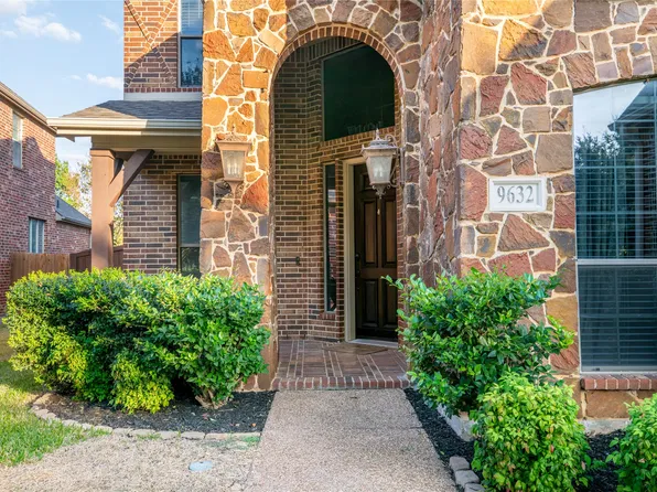 9632 Ben Hogan Ln, Fort Worth, TX 76244