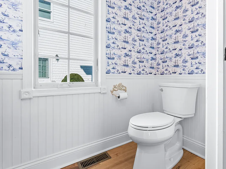 7214 Greenbank Rd — Photo 29